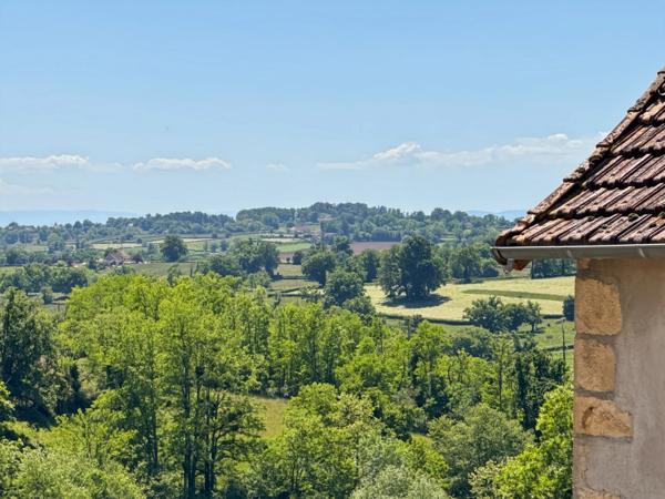 Maison à vendre LA CLAYETTE (71) 187m², 6 pièces, 3 chambres, dépendances, terrain 8751 m²