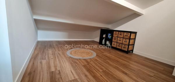 Maison spacieuse et atypique à vendre, 4 pièces à Villenave d'Ornon (33)