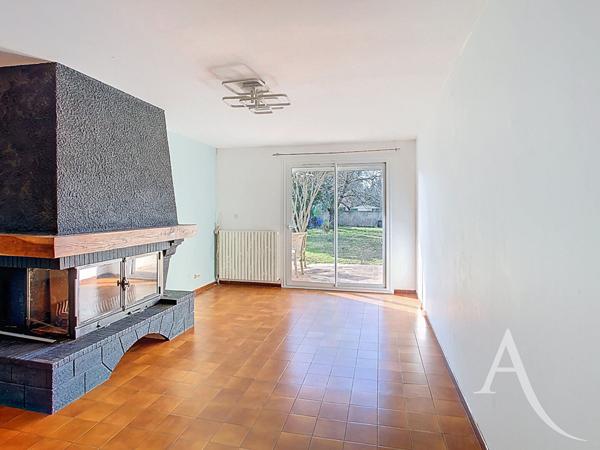 Maison de ville T5 Muret centre 113.81 m2 avec Garage et jardin , grenier