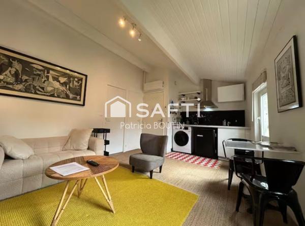 IMMEUBLE DE STANDING DE 3 APPARTEMENTS EN CENTRE VILLE DE NIORT !