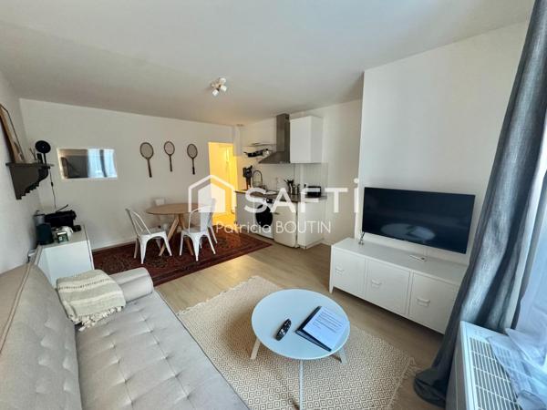 IMMEUBLE DE STANDING DE 3 APPARTEMENTS EN CENTRE VILLE DE NIORT !