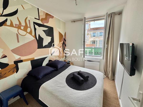 IMMEUBLE DE STANDING DE 3 APPARTEMENTS EN CENTRE VILLE DE NIORT !