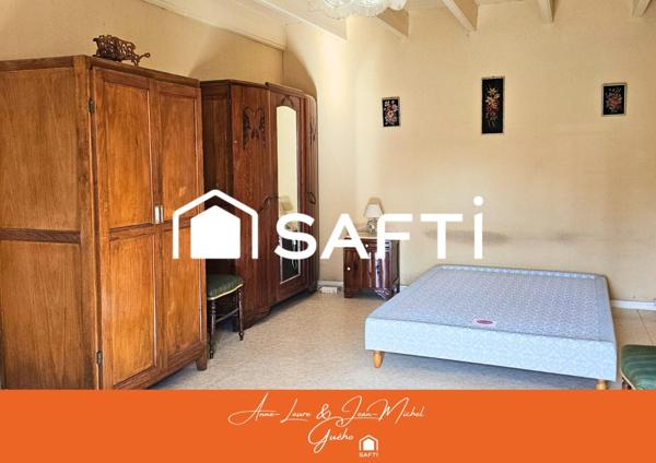 PLOUHINEC – MAISON À RÉNOVER AVEC BEAU POTENTIEL