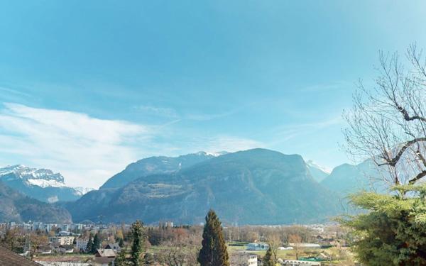 Maison à vendre    5 pièces •  Cluses