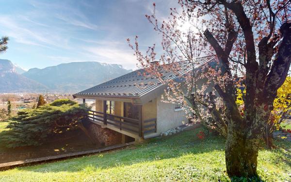 Maison à vendre    5 pièces •  Cluses