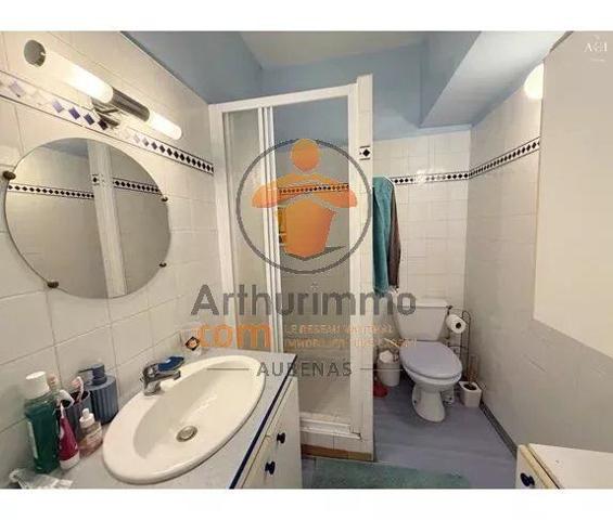 Vente                                                      Appartement
                        
                     3 pièces                      35 m2                     à Aubenas