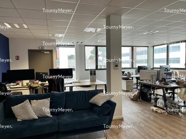 BUREAUX A LOUER A PESSAC