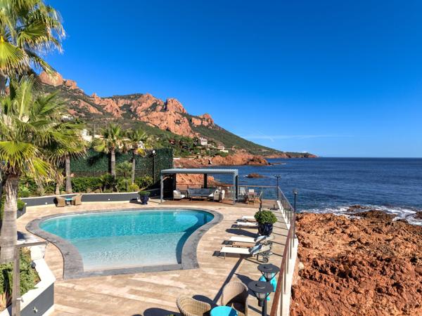 Vente Villa de luxe Anthéor 4 Pièces 224 m²