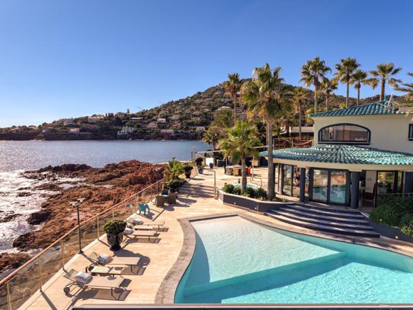Vente Villa de luxe Anthéor 4 Pièces 224 m²