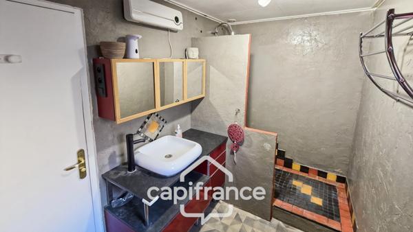 A vendre maison 5 pièces avec logement indépendant sur SAINT MARCEL (71)