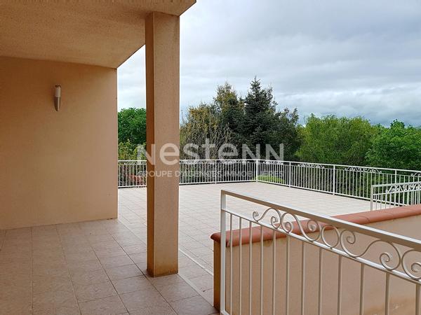 Maison  atypique 4 pièce(s) 116 m2 - Grand sous-sol - SAINT LYS 31470