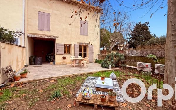 Maison à vendre    4 pièces •  Sainte-Cécile-les-Vignes