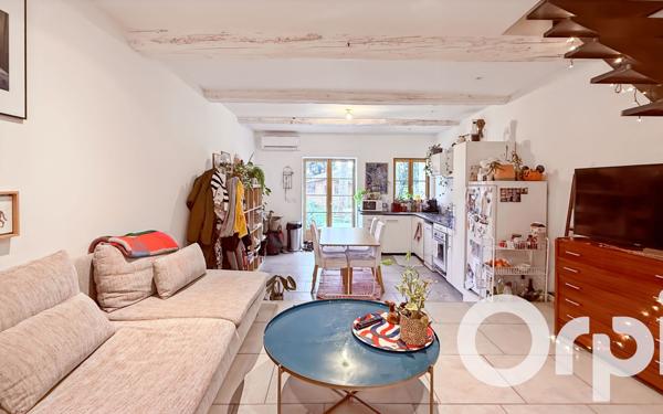 Maison à vendre    4 pièces •  Sainte-Cécile-les-Vignes