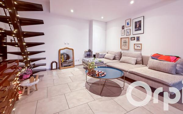 Maison à vendre    4 pièces •  Sainte-Cécile-les-Vignes