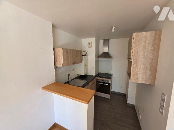 T2 PIÈCES CESSON-SÉVIGNÉ CENTRE à proximité de la Vilaine  45,19 m² hab terrasse sud-ouest parking