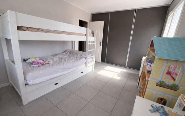 Maison à vendre    4 pièces •  Villemoustaussou