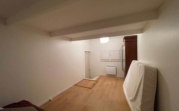 Maison à vendre    4 pièces •  Salavas