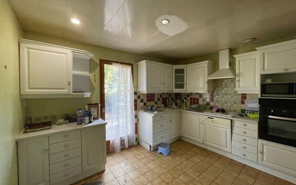 Maison à vendre    4 pièces •  Salavas