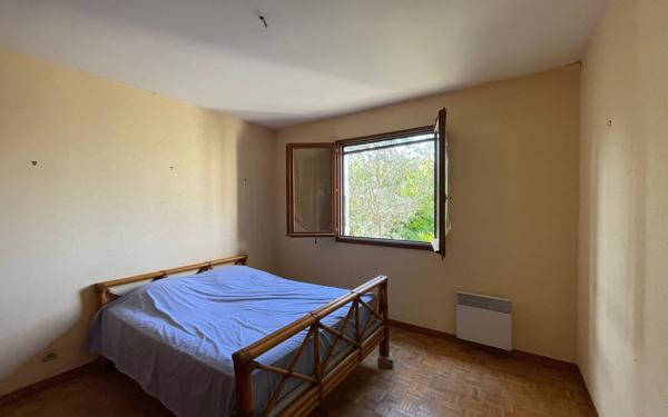 Maison à vendre    4 pièces •  Salavas