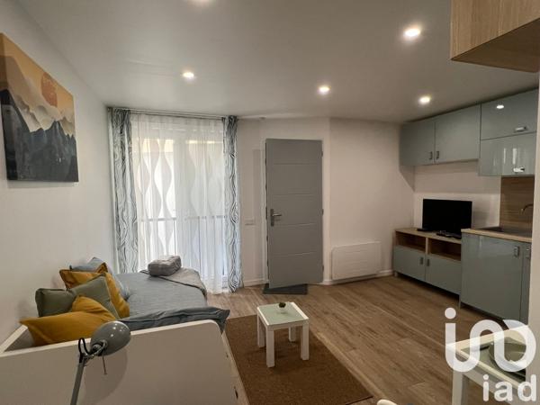 Immeuble à vendre 108 m² Corbeil-Essonnes
