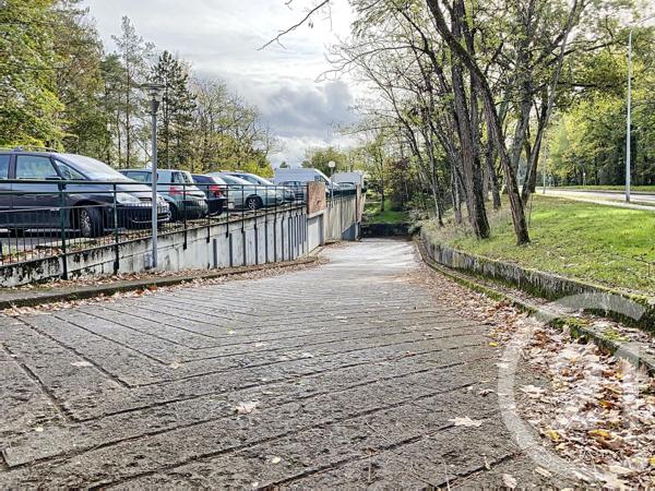 parking à vendre  14 m2 ORLEANS - 45