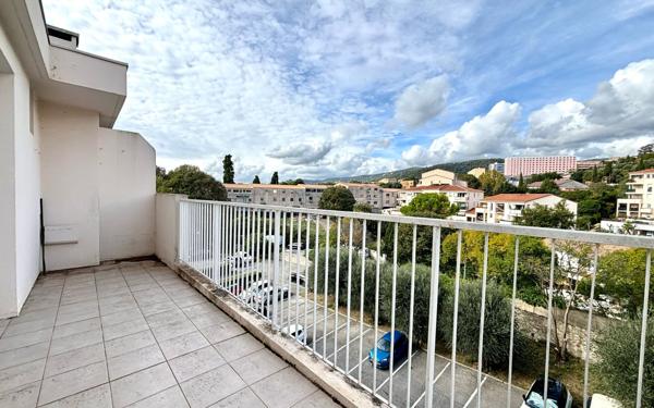 Appartement à vendre    3 pièces • 59 m2 Grasse