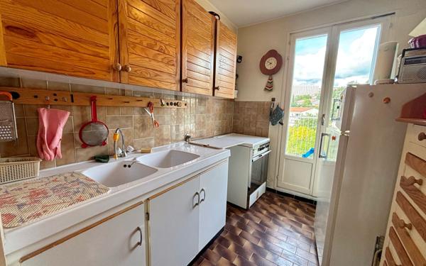 Appartement à vendre    3 pièces • 59 m2 Grasse