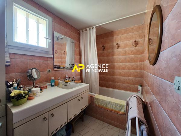 Maison 5 pièces, 4 chambres à Orgemont ARGENTEUIL. €328 600 ** - Référence 4409