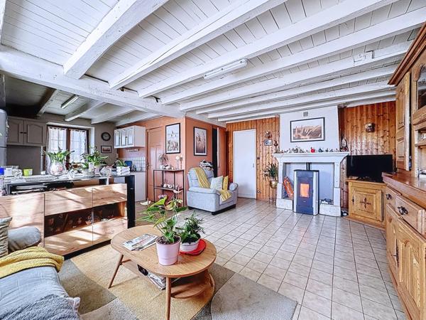 Propriété de caractère avec vue panoramique et fort potentiel d’aménagement