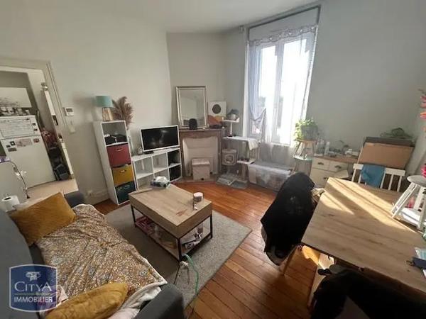 Appartement à louer 2 pièces 39.56m² Saint-Doulchard (18230)
