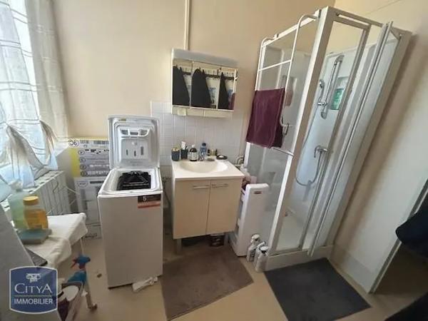 Appartement à louer 2 pièces 39.56m² Saint-Doulchard (18230)