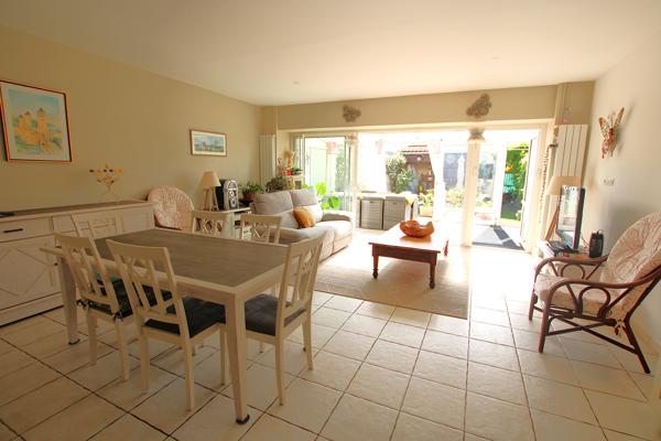 Maison familiale - 5 chambres - Proche de toutes commodités