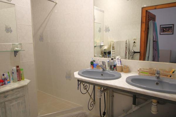 Maison familiale - 5 chambres - Proche de toutes commodités