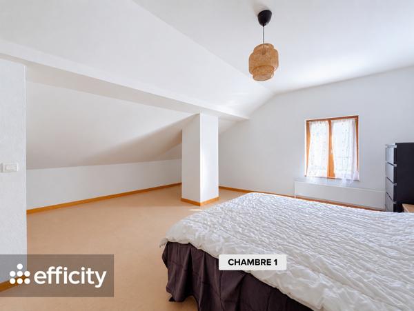 Appartement
         3 pièces
        - 88 m² Exclusivité 299 000 € *