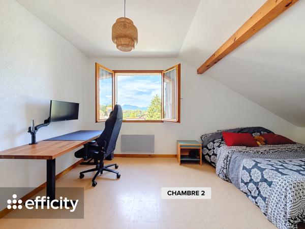 Appartement
         3 pièces
        - 88 m² Exclusivité 299 000 € *