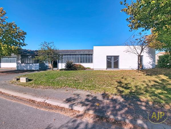 Montaigu : 199 990 € - AJP Immobilier Montaigu