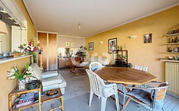 Appartement à vendre    2 pièces • 48,82 m2 Juan-les-Pins - Antibes