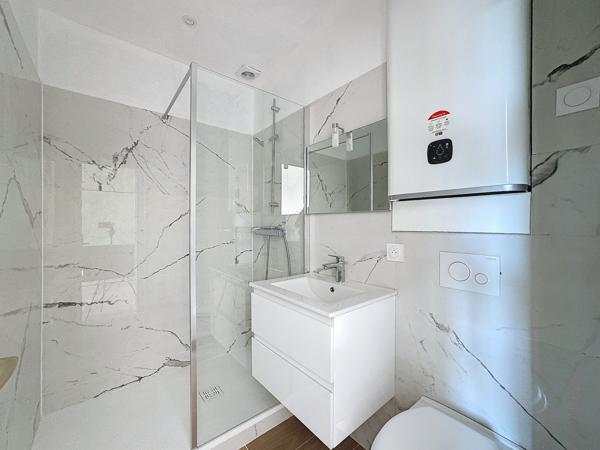 Trévoux (01600) Grand Studio à en bord de Saône à Trévoux