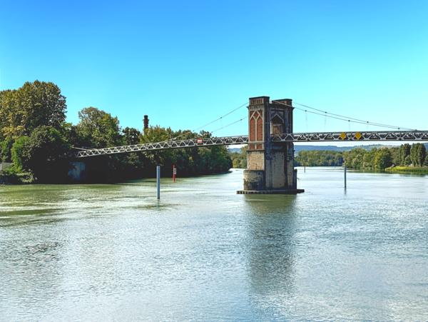 Trévoux (01600) Grand Studio à en bord de Saône à Trévoux