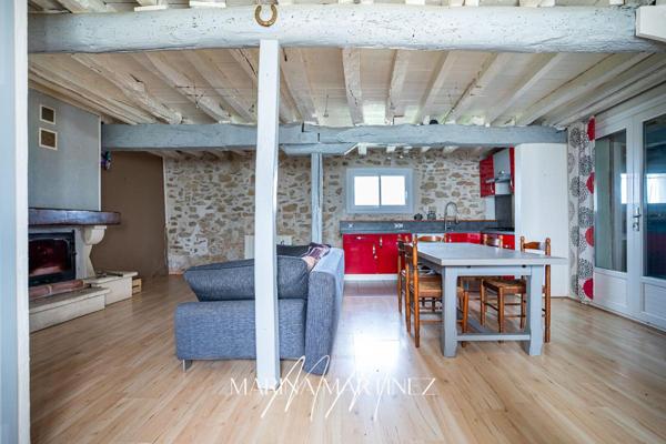 Propriété de caractère de 362 m² habitables - plusieurs dépendances et près de 7 hectares - Proche Castelnaudary