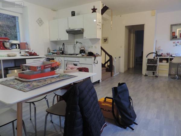 Immeuble à vendre à Belle-Isle-en-Terre dans les Côtes-d'Armor (22810), ref : 22069-1903