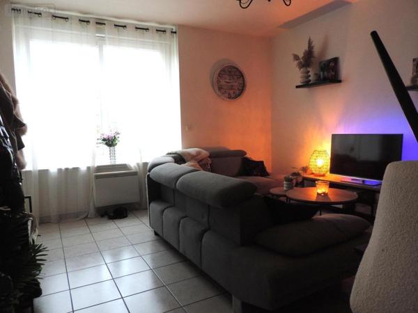 Immeuble à vendre à Belle-Isle-en-Terre dans les Côtes-d'Armor (22810), ref : 22069-1903