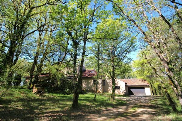 Maison à vendre à Villefranche-de-Rouergue dans l'Aveyron (12200), ref : 3211