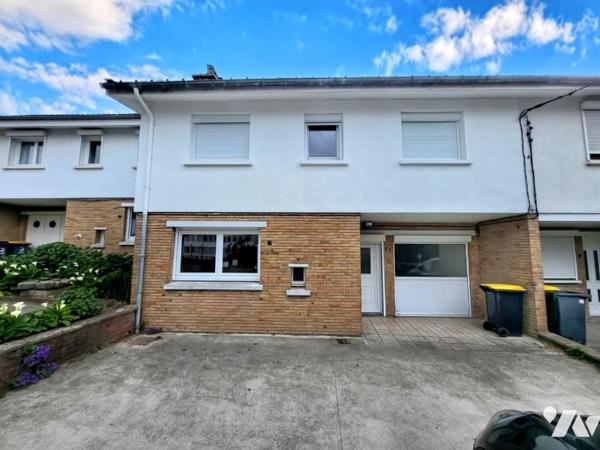 Charmante maison rénovée des années 60 avec jardin exposé plein sud