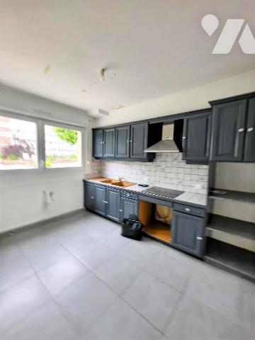 Charmante maison rénovée des années 60 avec jardin exposé plein sud