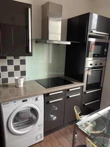 Location Appartement 4 pièces 107 m2 à Villeurbanne