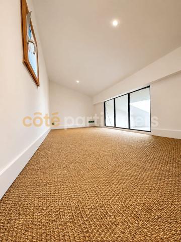 Vente
                Maison90 m² - 3 Pièces -
                    SAINT HILAIRE (11250)