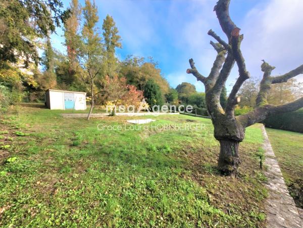 Maison à PARON, 89100 - 8 pièces 163m²