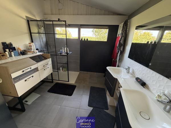 Maison 6 pièce(s) 4 chambre(s) 200 m²