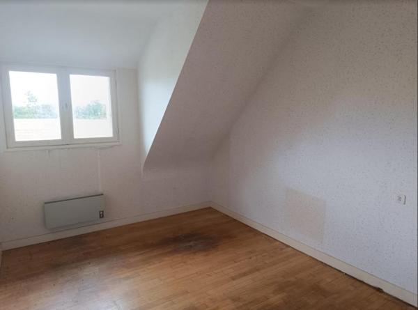 29390 Leuhan maison 4 chambres séjour cuisine 32 m² sur 1600 m² avec hangar de 160 m²